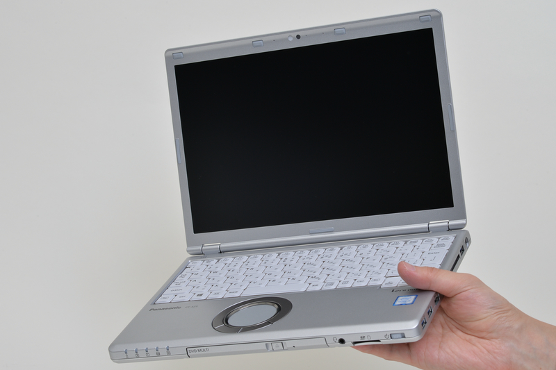 レッツノートSZ5 全部やる！ これ1台で 新生活 軽い、頑丈、長持ち