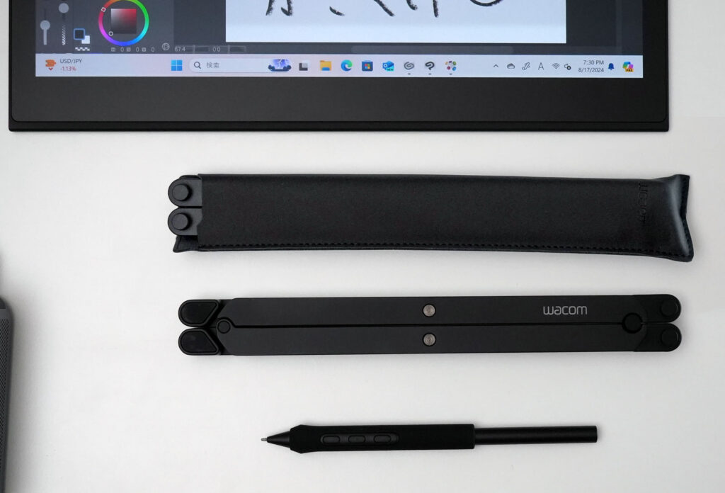 お値段が高すぎるけど必須のスタンド!Wacom Movink 13 Foldable Stand