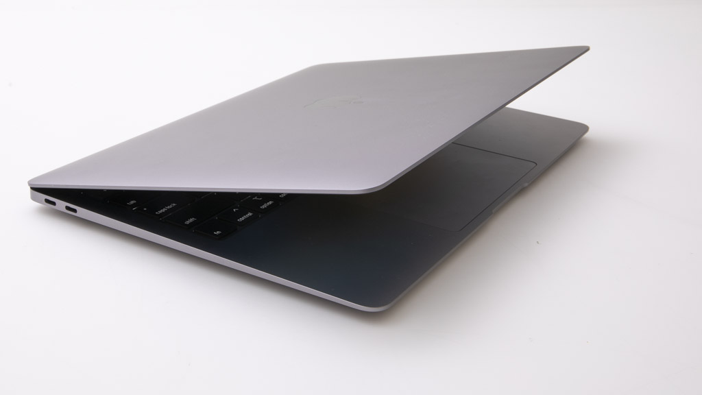 Apple MacBook Air 13-inch, Retina, 2020 (A2179) review - CHOICE