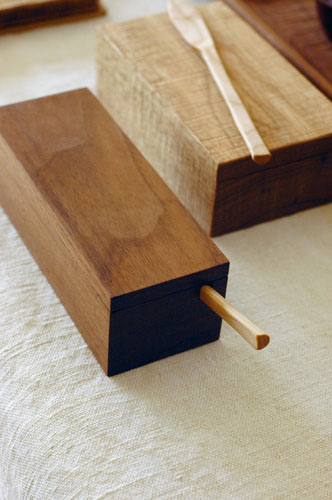 富井貴志さん くり抜き全面彫りのバターケース 富井貴志さん くり抜き