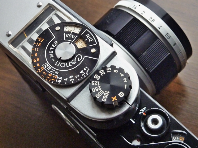 変身願望をかなえる外部露出計◇ Canon P (ポピュレール) 編