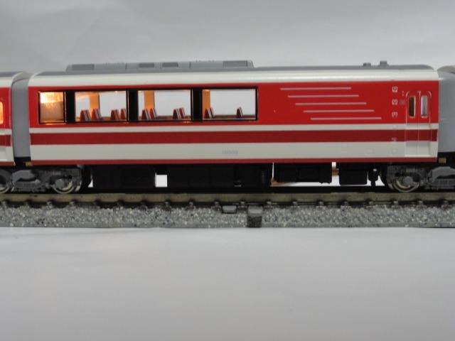 KATO小田急HiSE入線 : 燕雀鉄道白津機関区活動日誌