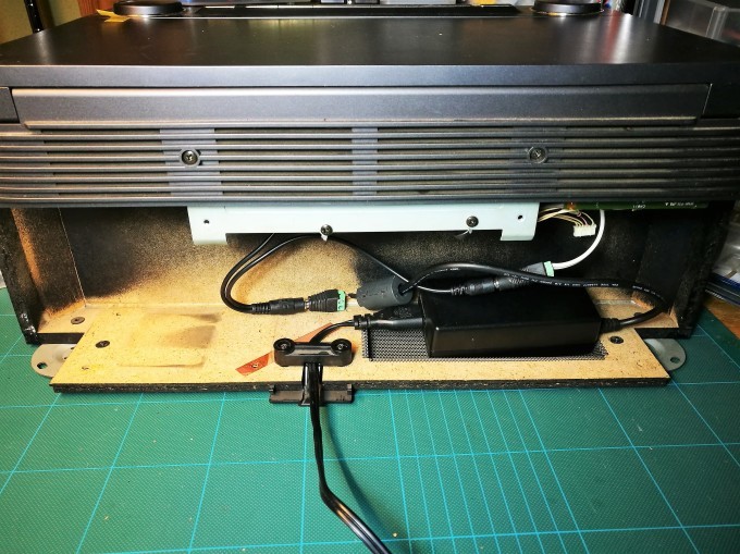 SONY D-3000 セレブリティをBluetoothスピーカーに : 朴念仁の艱苦