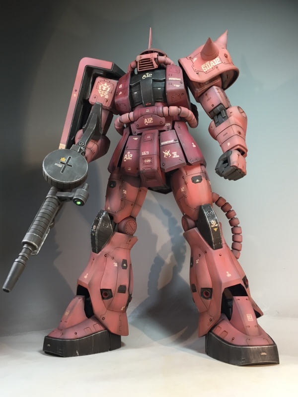 メガサイズモデル 1/48 MS-06S シャア専用ザクⅡ モノアイ発光 戦場風