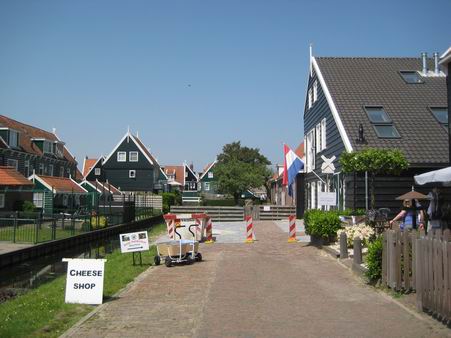 オランダ マルケン島はねはし