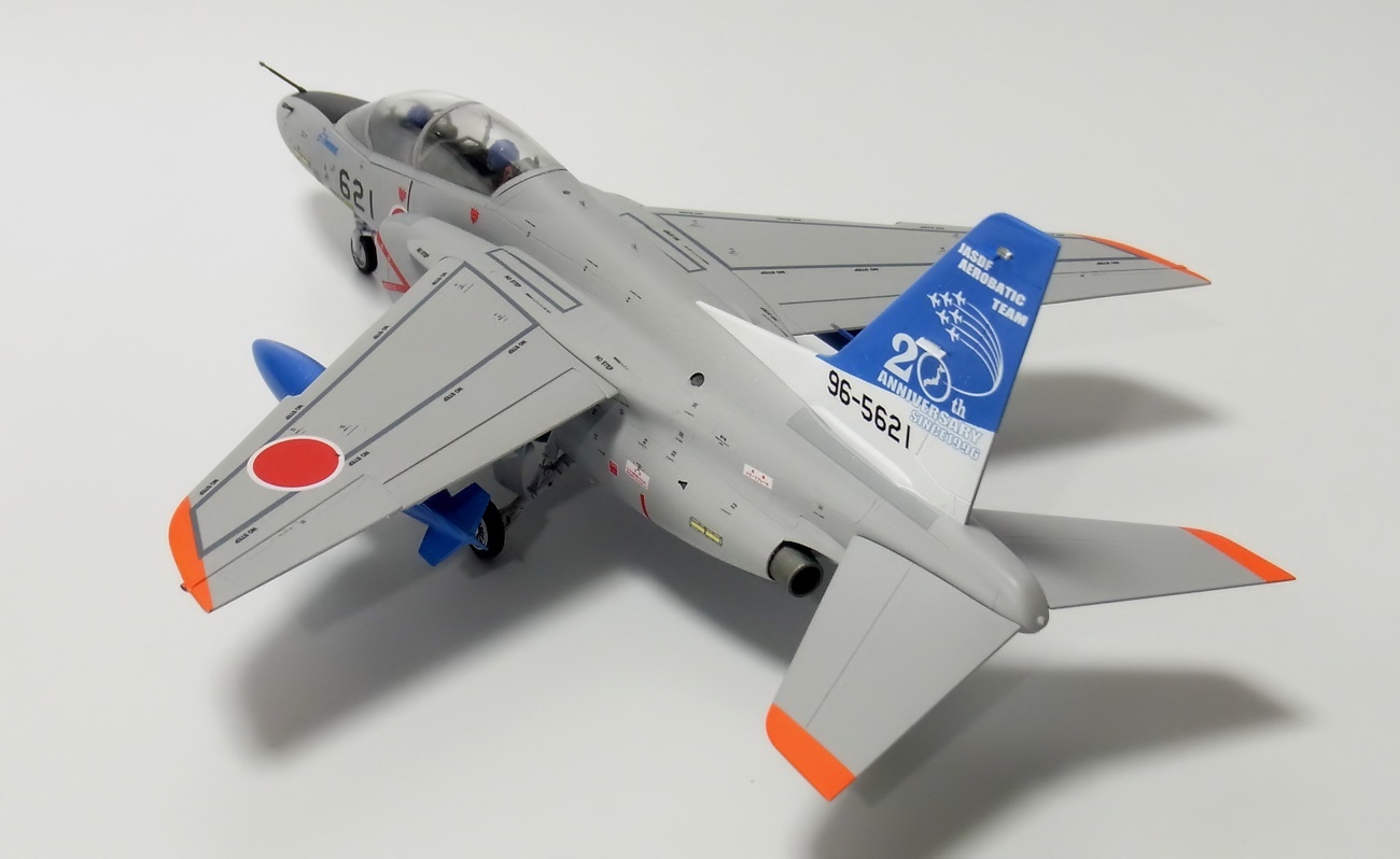 1/48 川崎T－4「11thブルーインパルス創隊20周年記念」 : シン