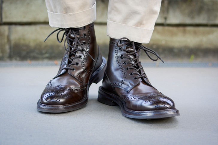 今のうちに。 トリッカーズ モールトン Espresso burnished : 今日も