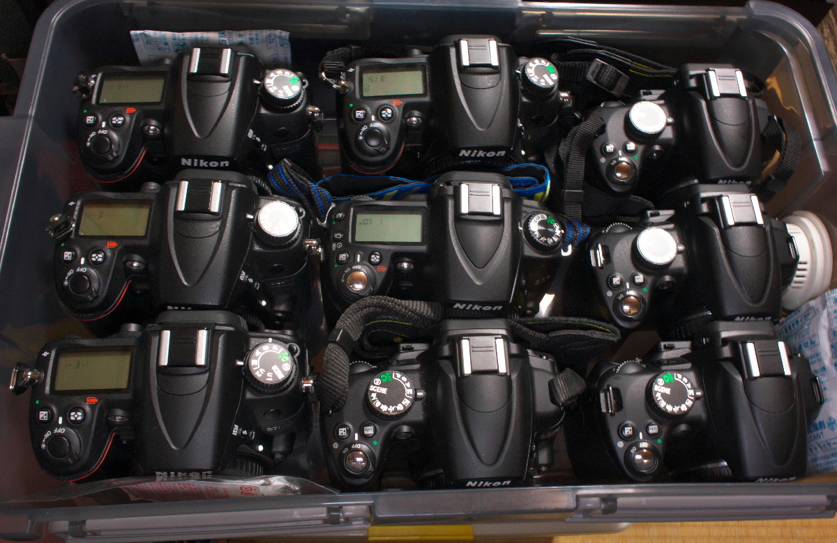 デジカメ軍団も出撃準備・・・の準備 : あぷらなーと