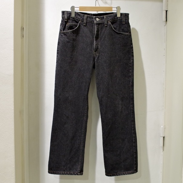 Levi's 517 Black / 先染め ブラック & 550 後染め ブラック Made in