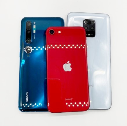 iPhoneSE2(第2世代) デュアルSIM・おサイフケータイ・防水対応で白ロム