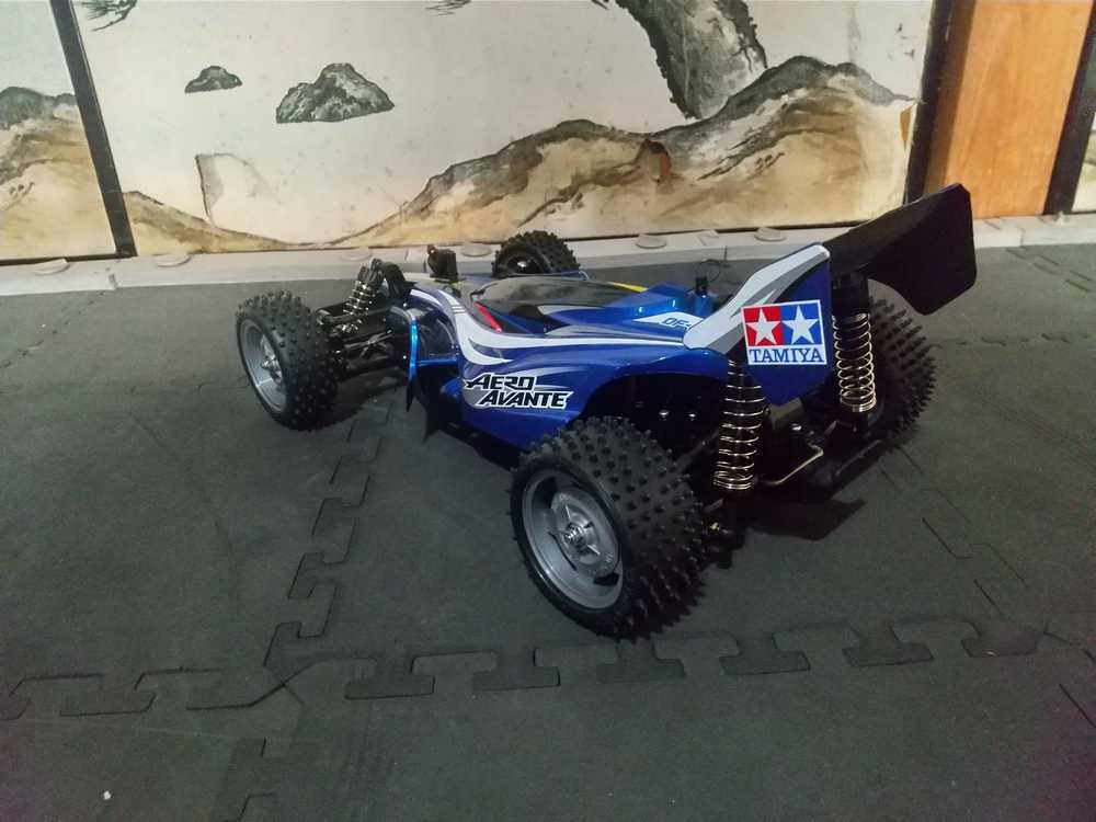 新品エアロ アバンテ DF-02キットのみ 組立、塗装 新品エアロ アバンテ