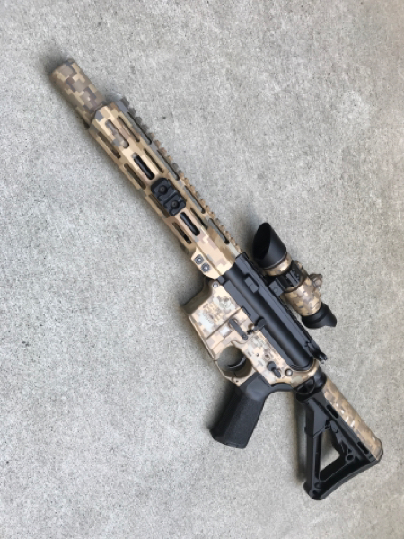 東京マルイ スタンダード電動ガン M4A1 ピクセル迷彩にスプレー塗装