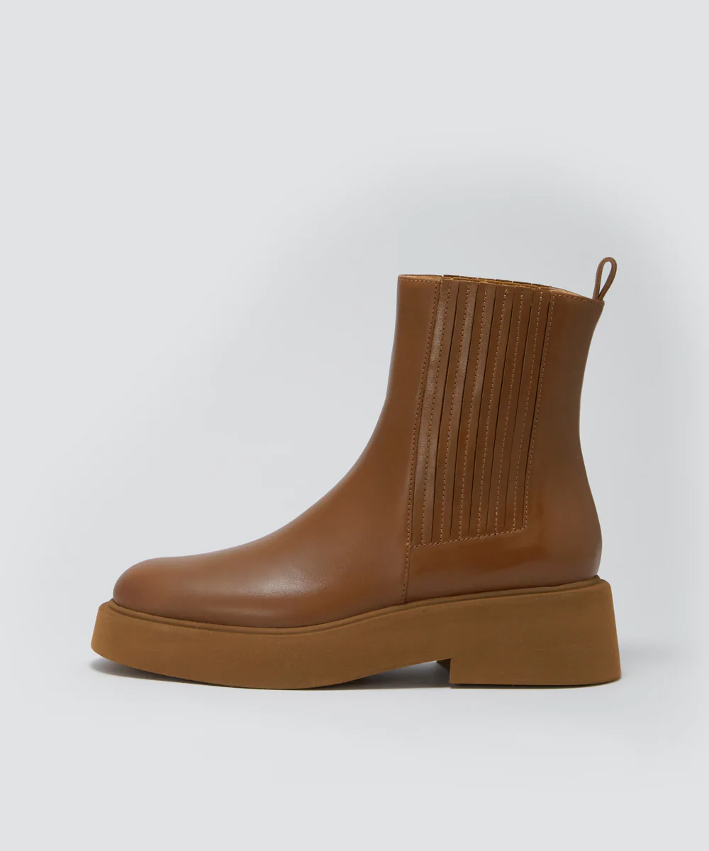 Sporty＆Elegant Boots | PELLICO｜ペリーコ