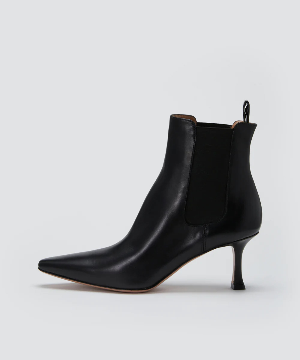 Elegant Side Gore Boots | PELLICO｜ペリーコ