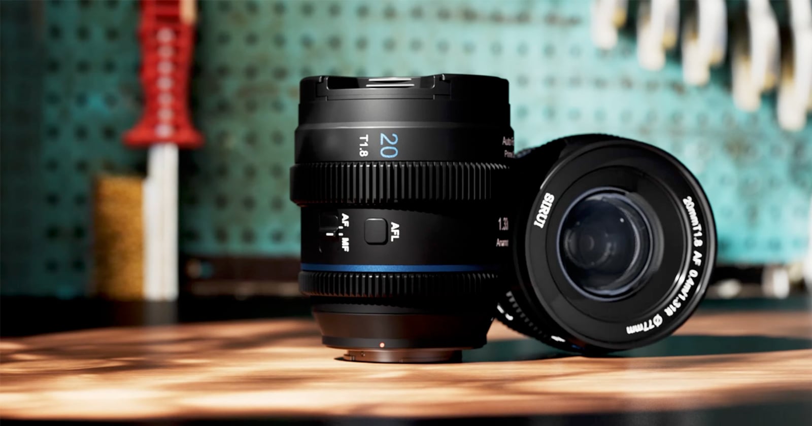 Sirui's 20mm T1.8 Is Its First Wide-Angle Anamorphic Lens With AF