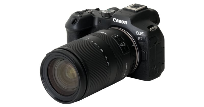 Canon EOS KISS M ＋ TAMRON 18-300 piezo Tamron's Versatile 18