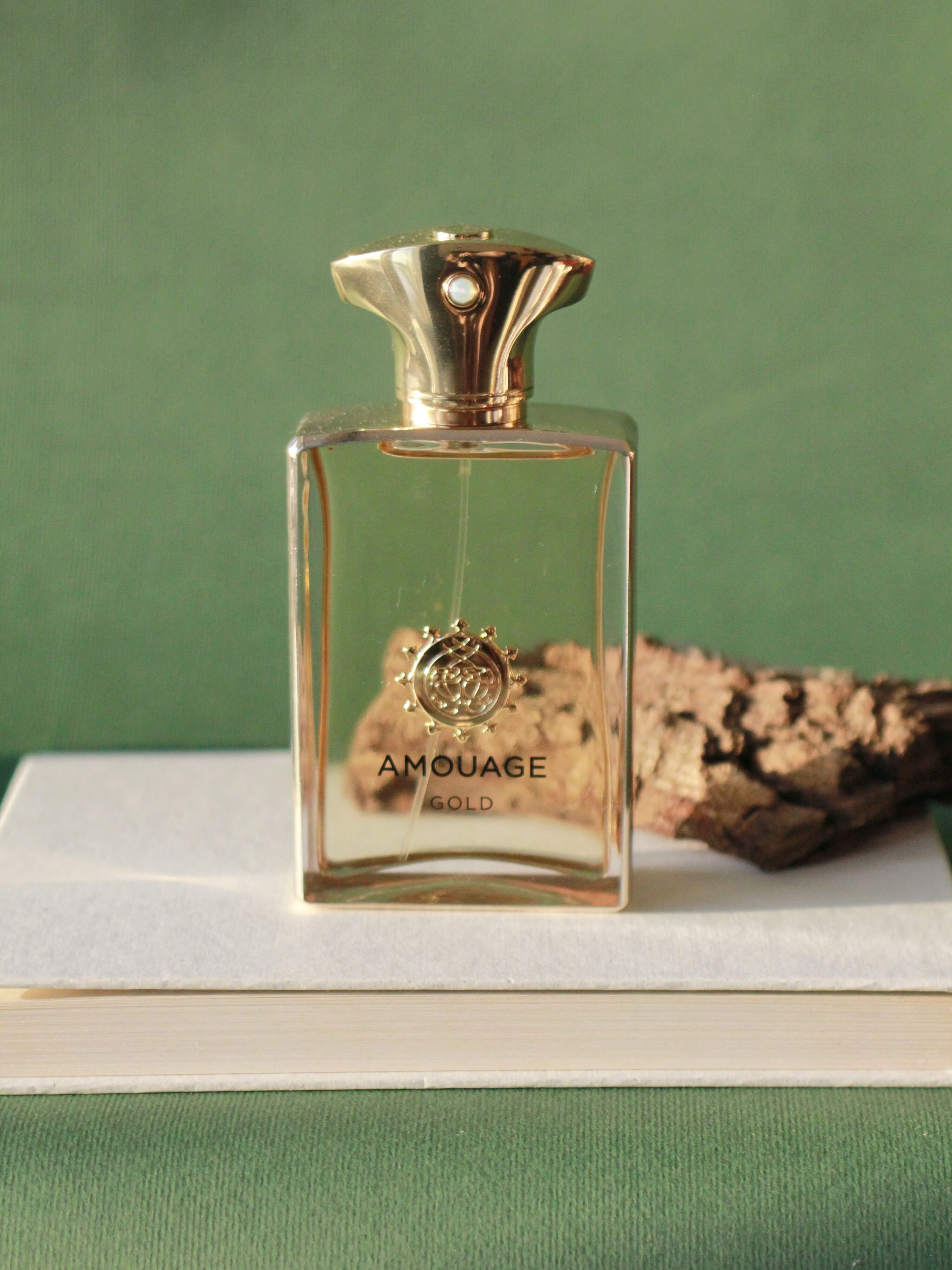 Amouage Gold Man – PerfumeAndBooks