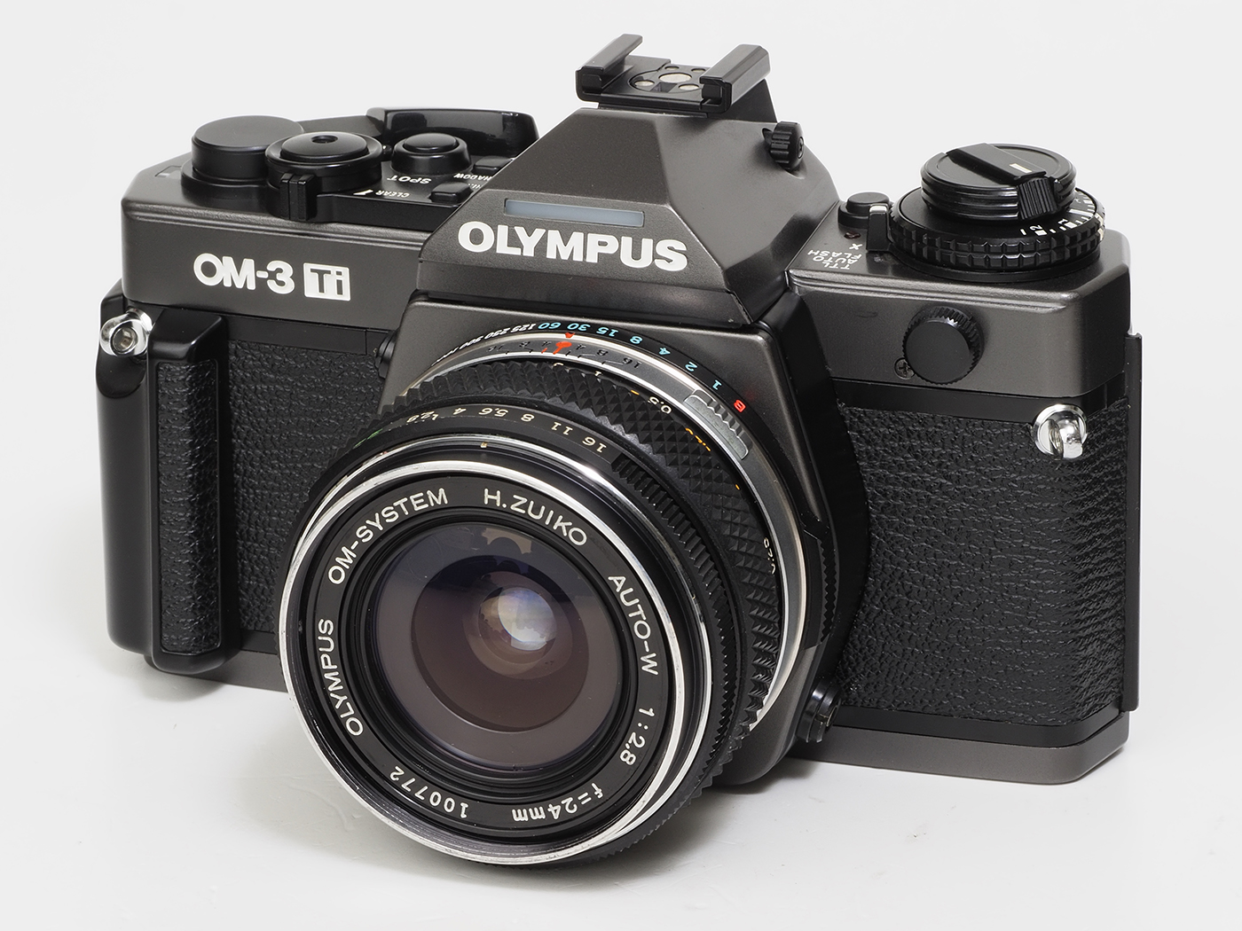 赤城耕一：最終回 OM-3をチタン外装にして、1994年に復刻されたMF一眼