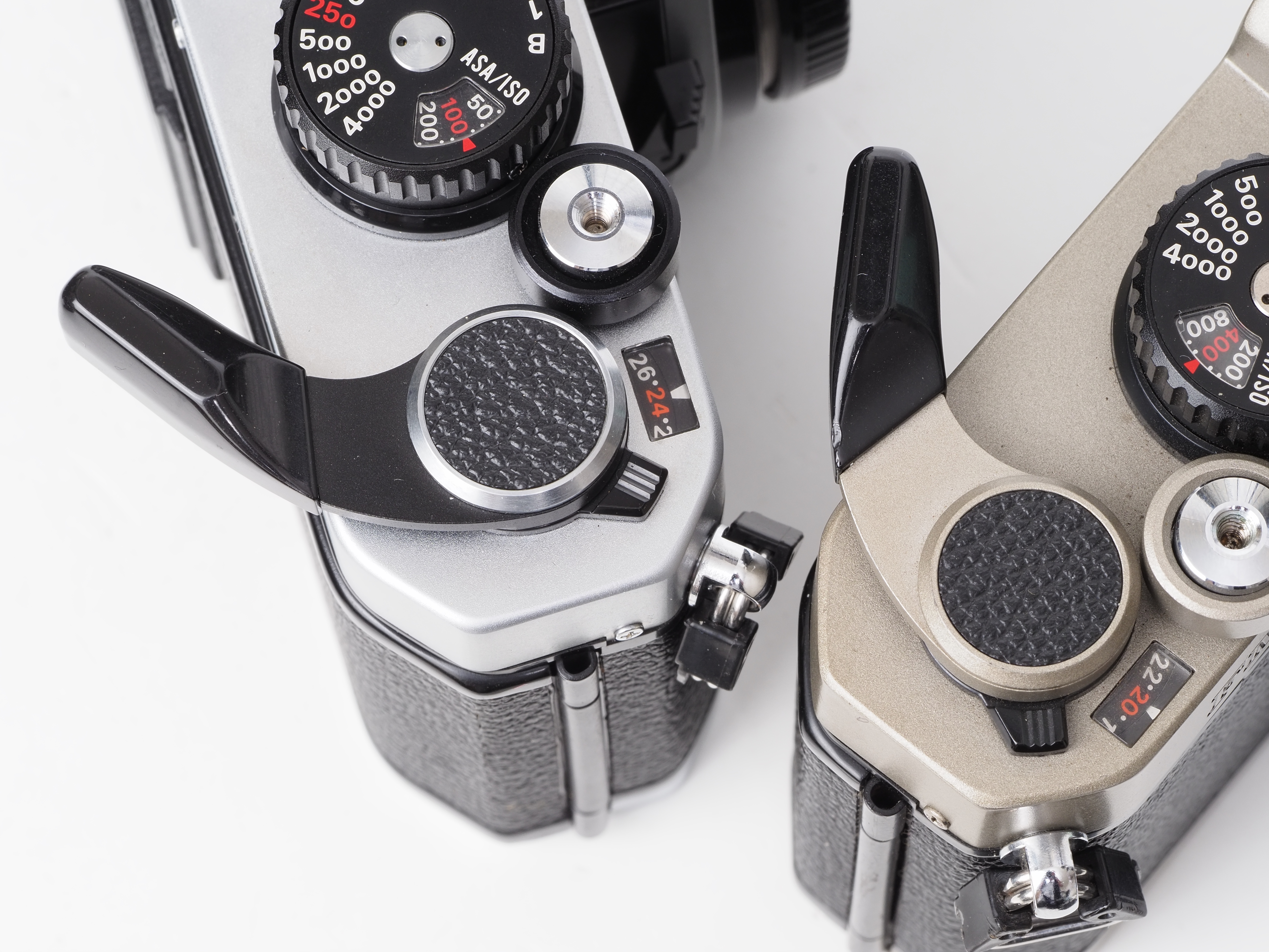 赤城耕一：第38回 これが「チタン沼」の入り口か!? 「ニコンNew FM2/T