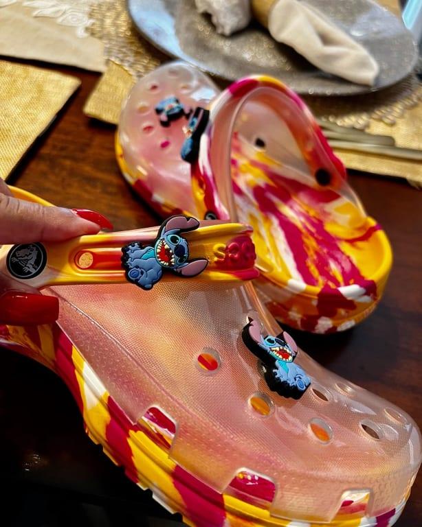 crocs Classic Translucent Clog Digital Aqua （クロックスクラシック