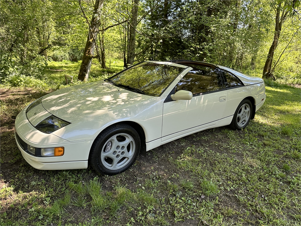 1992 Nissan 300ZX 2+2 Hatchback 5-Speed available for Auction