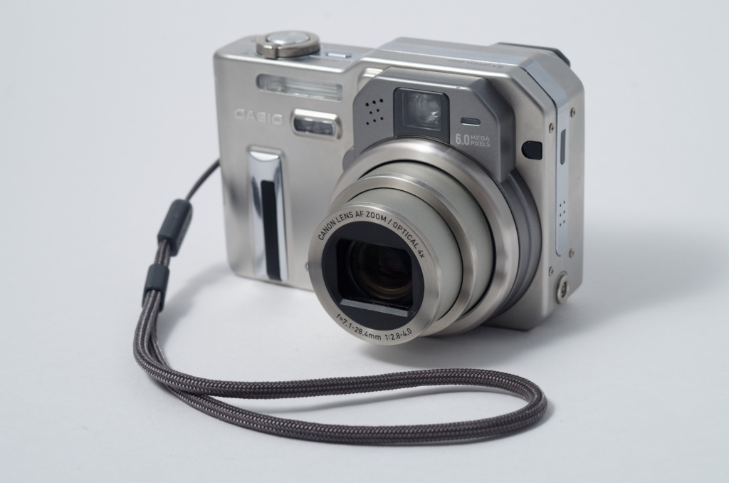 CASIO EXILIM PRO EX-P600 の内臓電池交換および作例 – 超画伯の写真漂流記