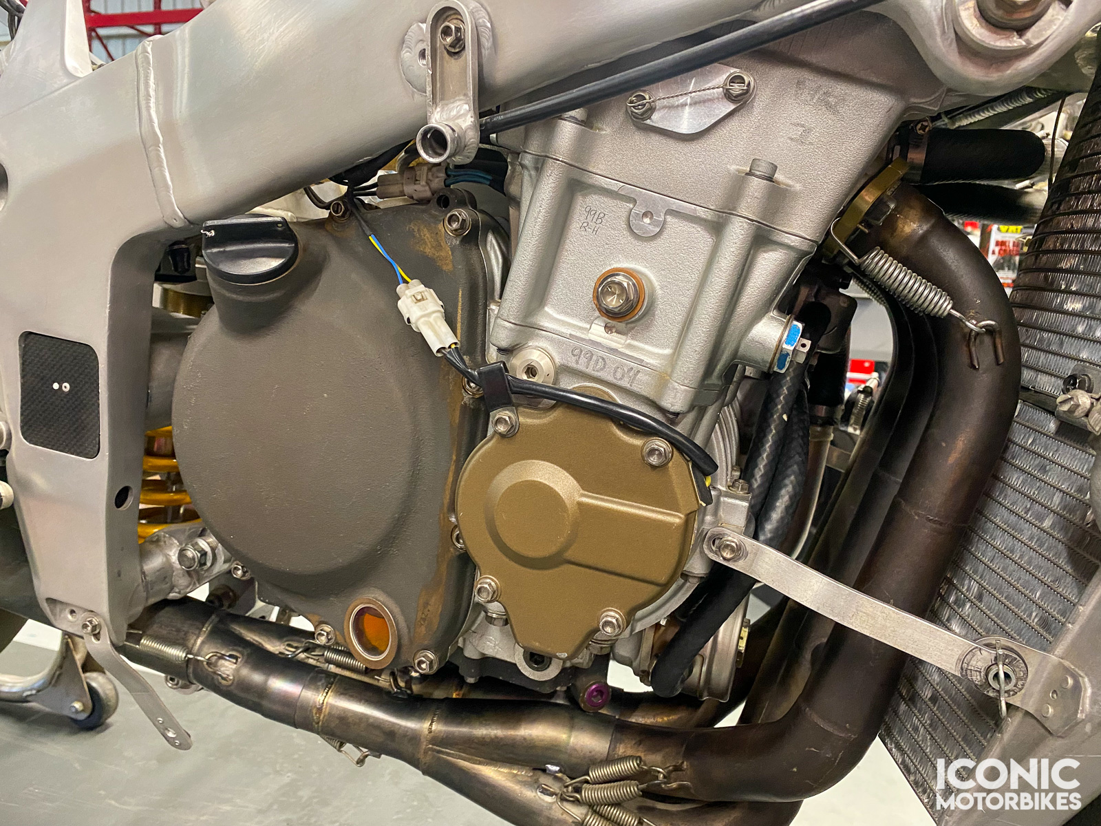 Muzzy Kawasaki ZX-7RR Raced by Doug Chandler – Iconic Motorbike