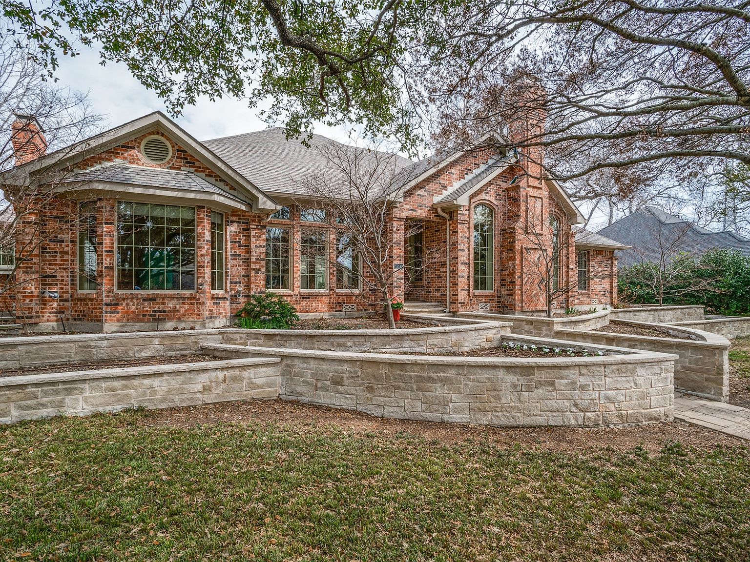 9514 Moss Haven Dr, Dallas, TX 75231 | Zillow