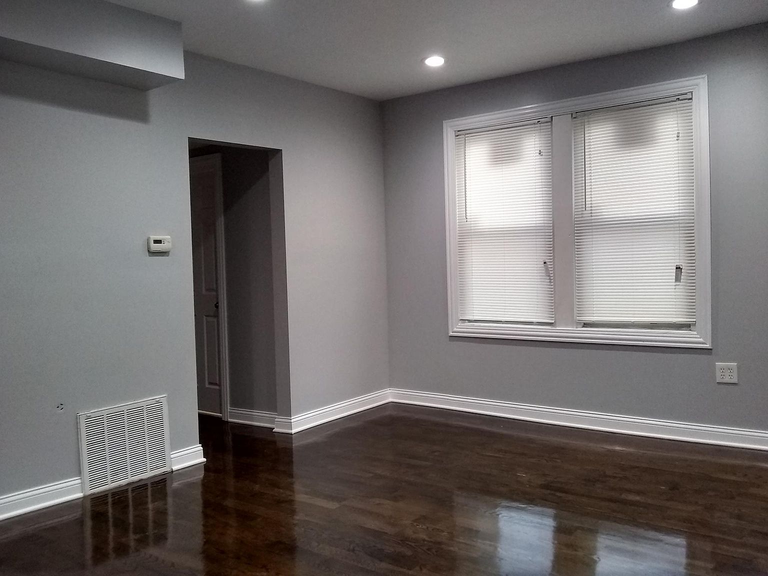6827 S Artesian Ave APT 1, Chicago, IL 60629 | Zillow