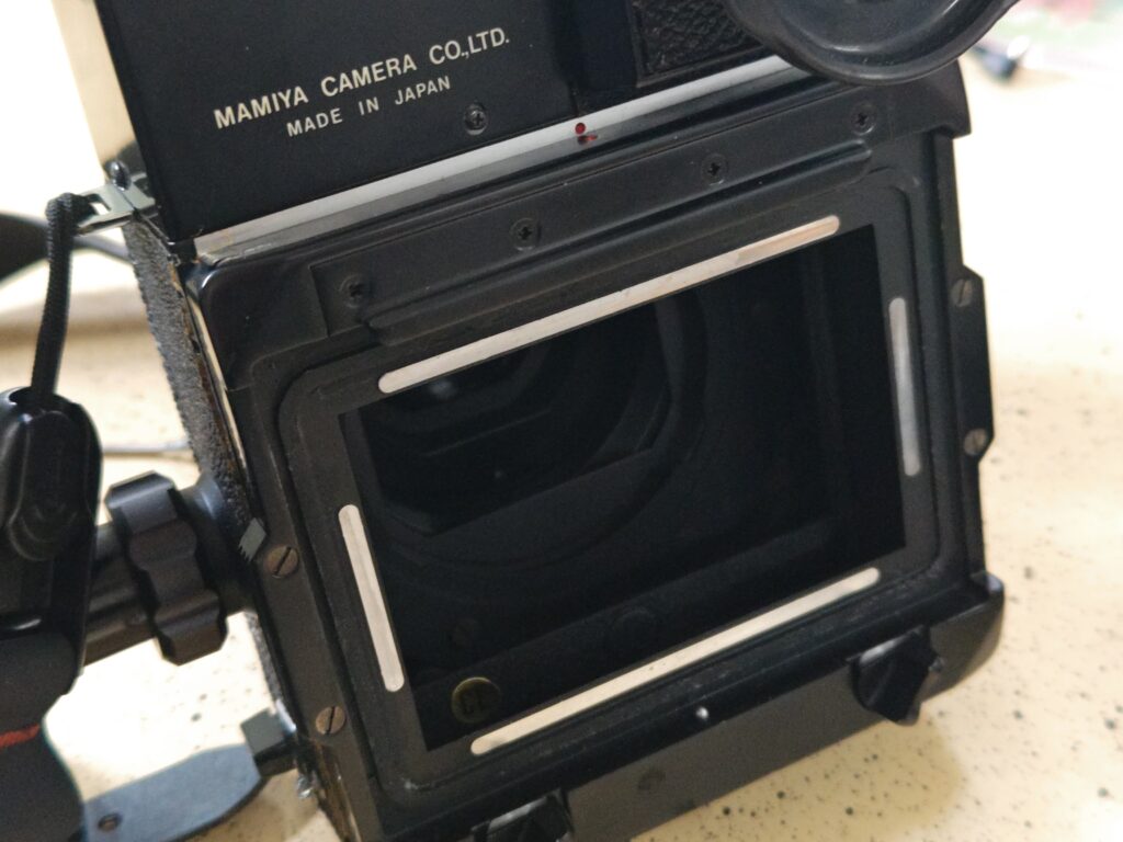 二万円台ではじめる6×9フィルム！【マミヤユニバーサルプレス