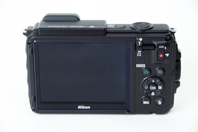 レビュー】水に超強い！Nikon防水アウトドアカメラ 「COOL PIX AW130