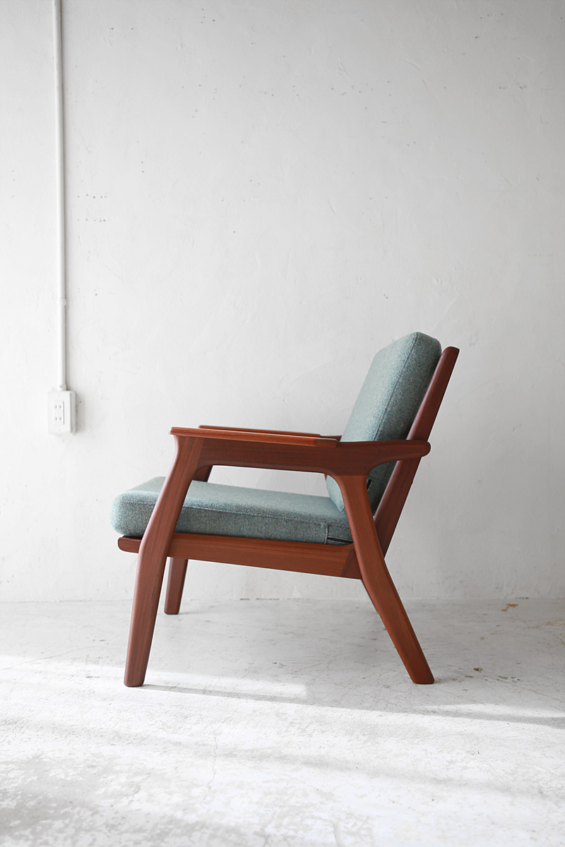 Easy Chair by Danish Design | phono | 金沢 北欧 中古家具