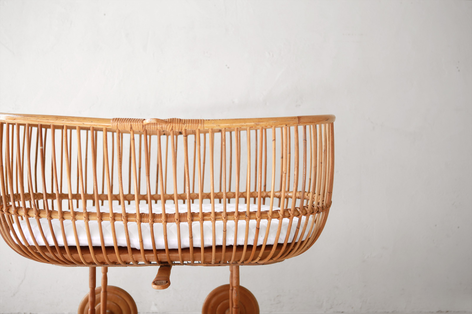 Rattan Baby Bed from the Netherlands | phono | 金沢 北欧 中古家具