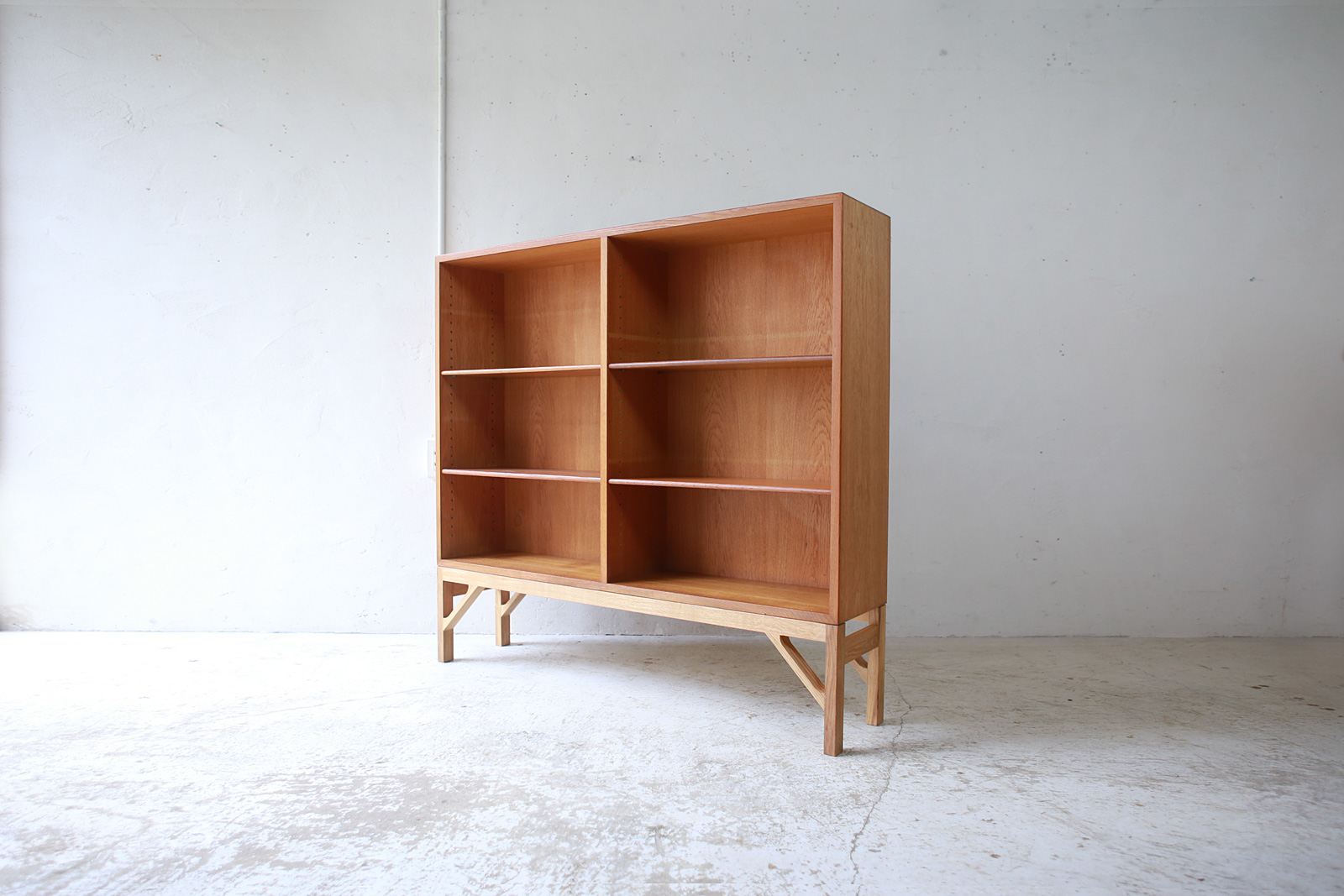 Book Shelf ” Model No 153 ” by Borge Mogensen | phono | 金沢 北欧