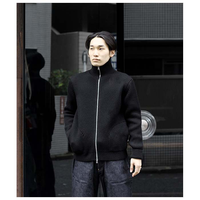 洗練されたドライバーズニットが着たい。#ANDERSEN-ANDERSEN | andPheb
