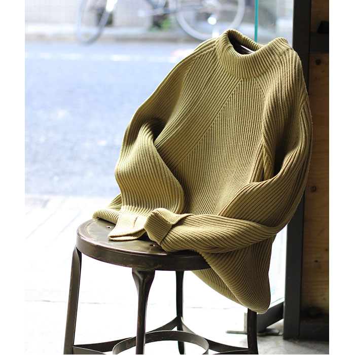 大反響。。。新作のモックネックも注目です。 | andPheb Staff Blog