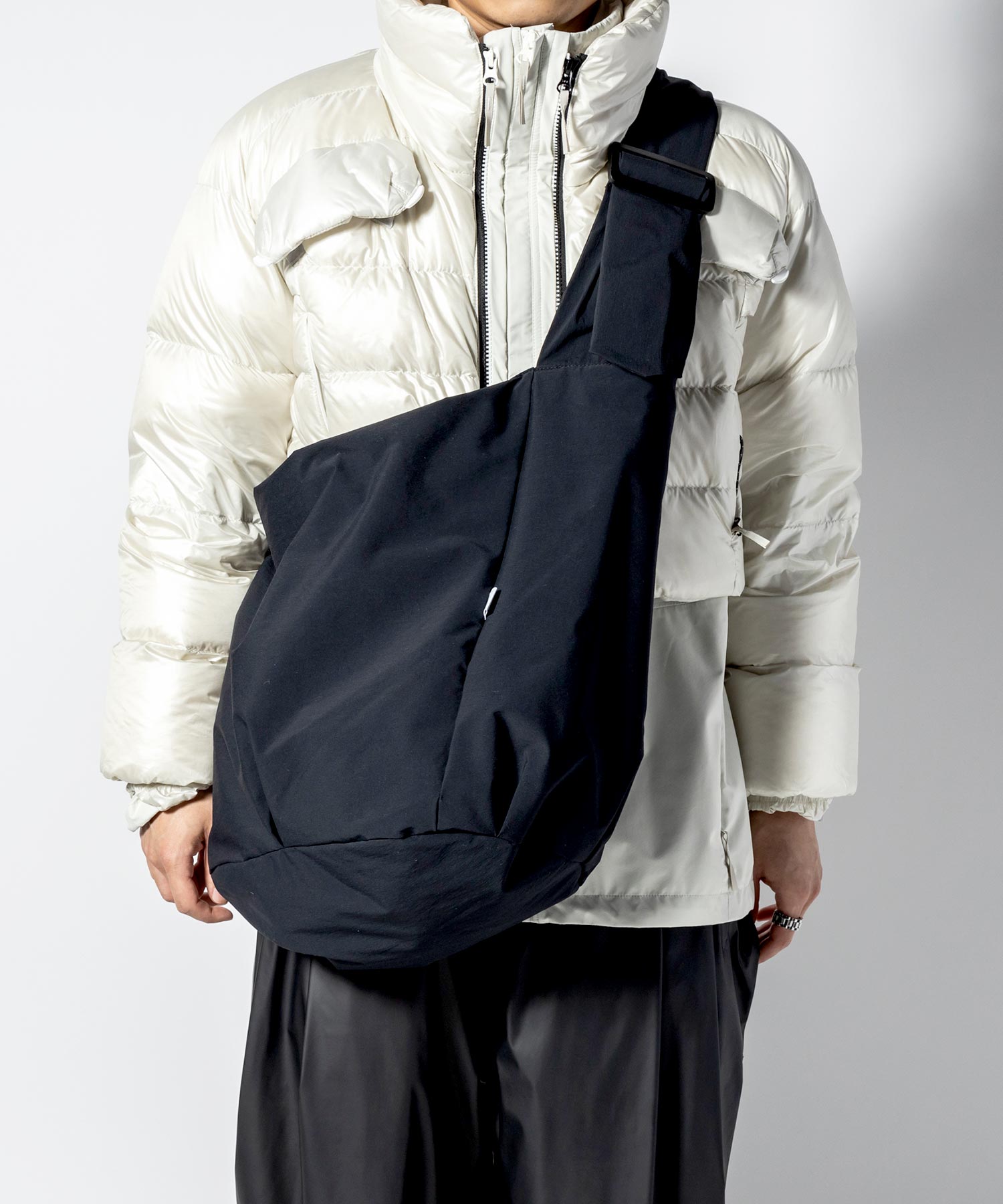 MENS】フロシキバッグ ≪ブラック・グレー・カーキ・オフブラック