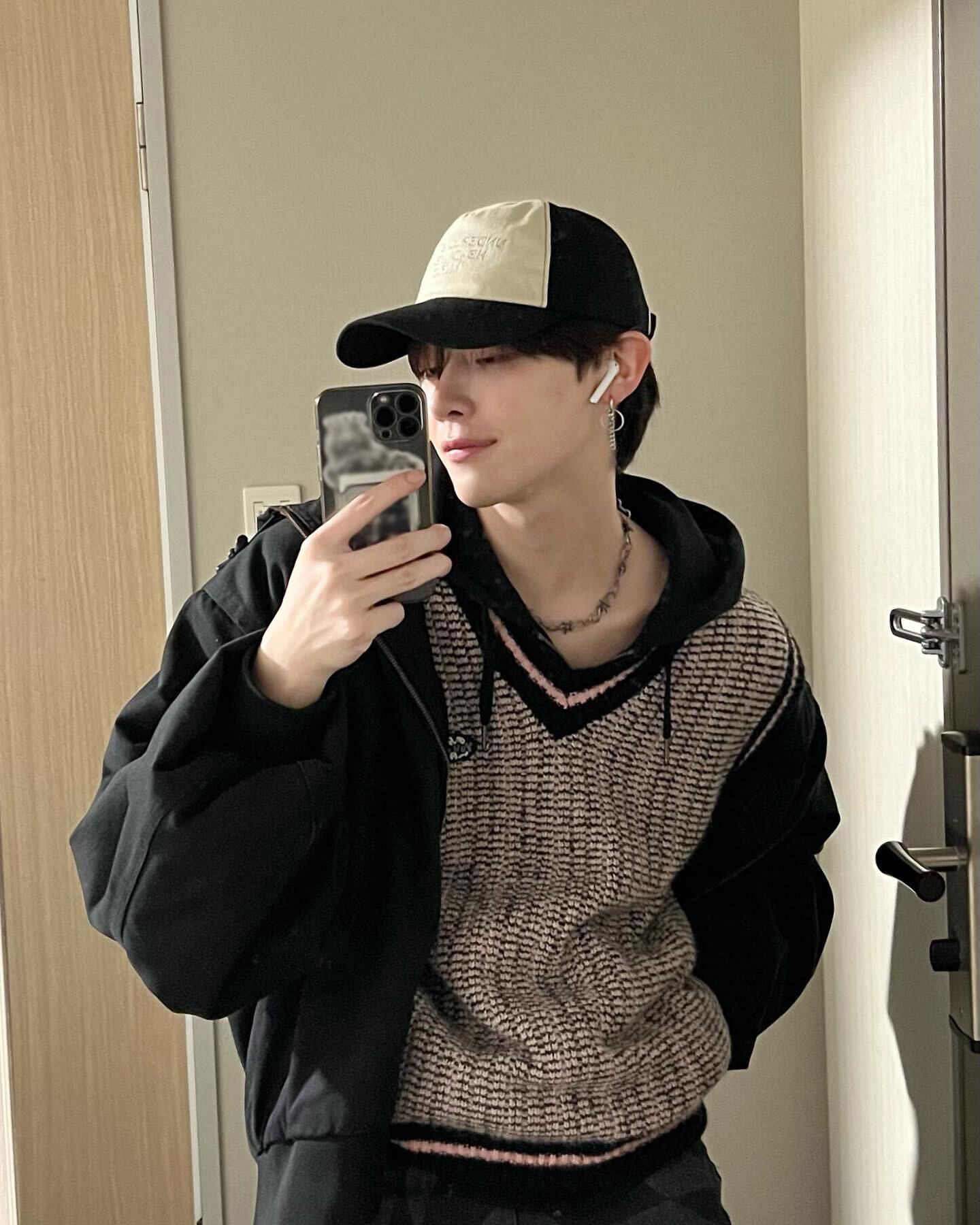 &TEAM Community Post - Happiness 💕 💕 - NICHOLAS