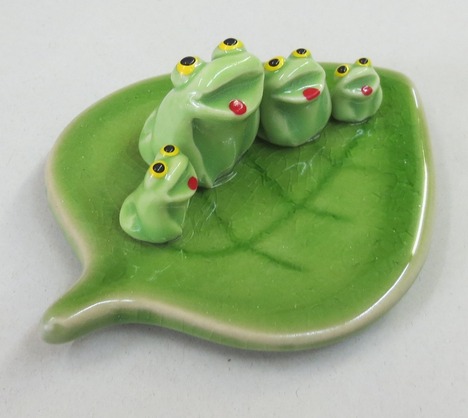 万兵 幸せが蛙（4匹）【家族全員無事かえる/福蛙/通販/カエル/開運招福