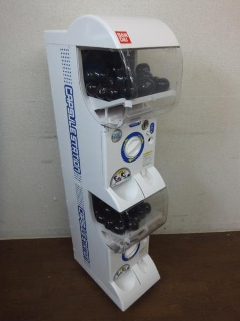 カプセルステーション4 2台セット ガチャガチャ本体 カプセル付