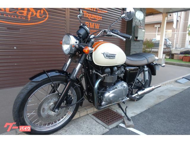 TRIUMPH ボンネビル カスタムペイント ノーマンハイドTOGA