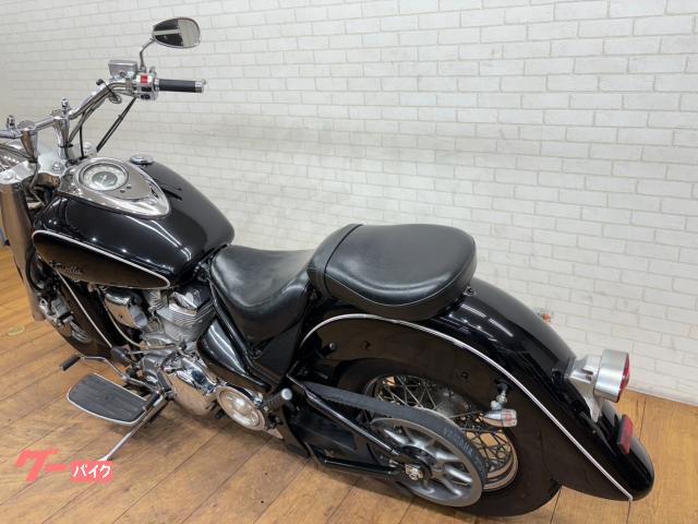 ヤマハ XV1600ロードスター バンス＆ハインズマフラー カスタム