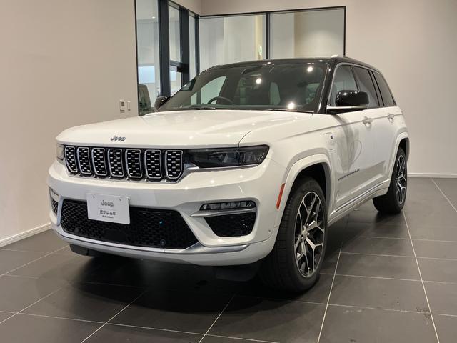 クライスラー・ジープ ジープ・グランドチェロキー4xe サミット