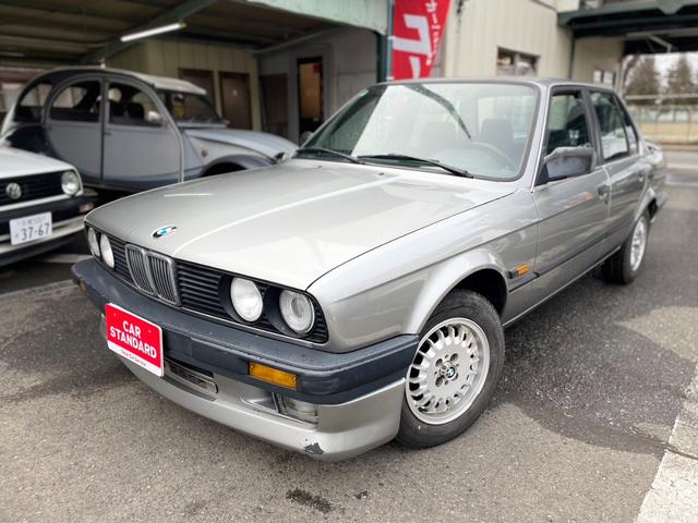 BMW 3シリーズ 325i E30 4ドア 左ハンドルの中古車｜グー