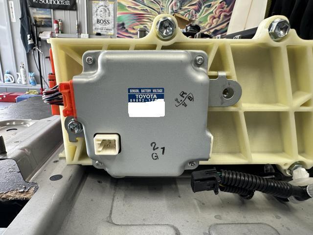 ノア ZWR80 ヴォクシー ハイブリッドバッテリー 修理 交換