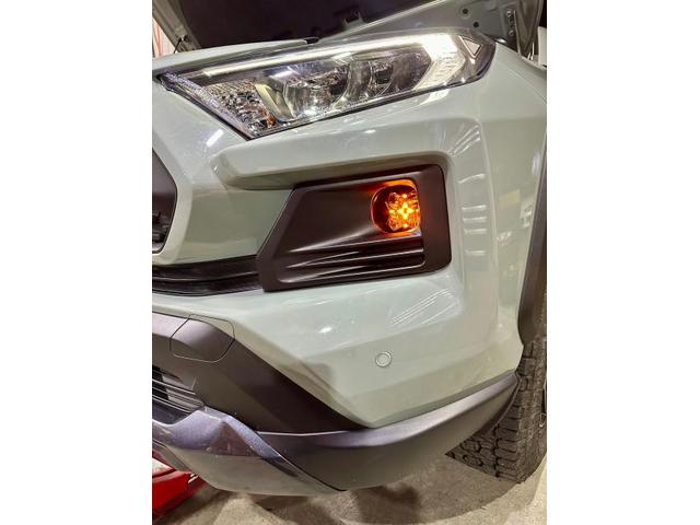 トヨタ RAV4 アドベンチャー ジョリーロジャーズ製 LEDフォグランプ