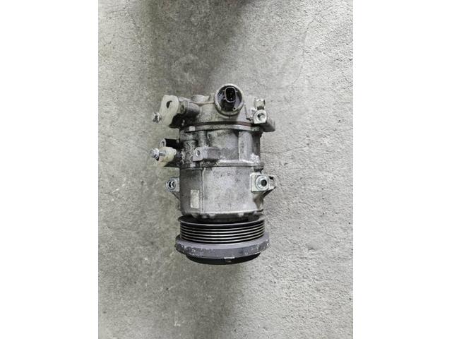 ヴォクシー エアコン修理 コンプレッサー交換｜グーネットピット