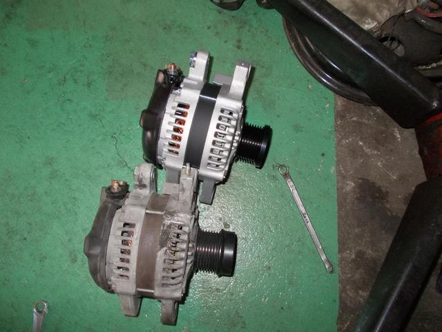 クラウン オルタネーター交換です｜グーネットピット