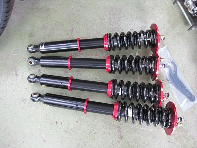 トヨタ セルシオ30後期 ラルグス 車高調取り付け フルタップ 車高調