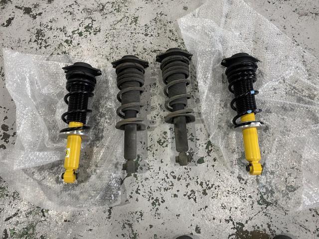 滋賀県】SUBARU(スバル) WRX STI CBA-VAB ビルシュタイン